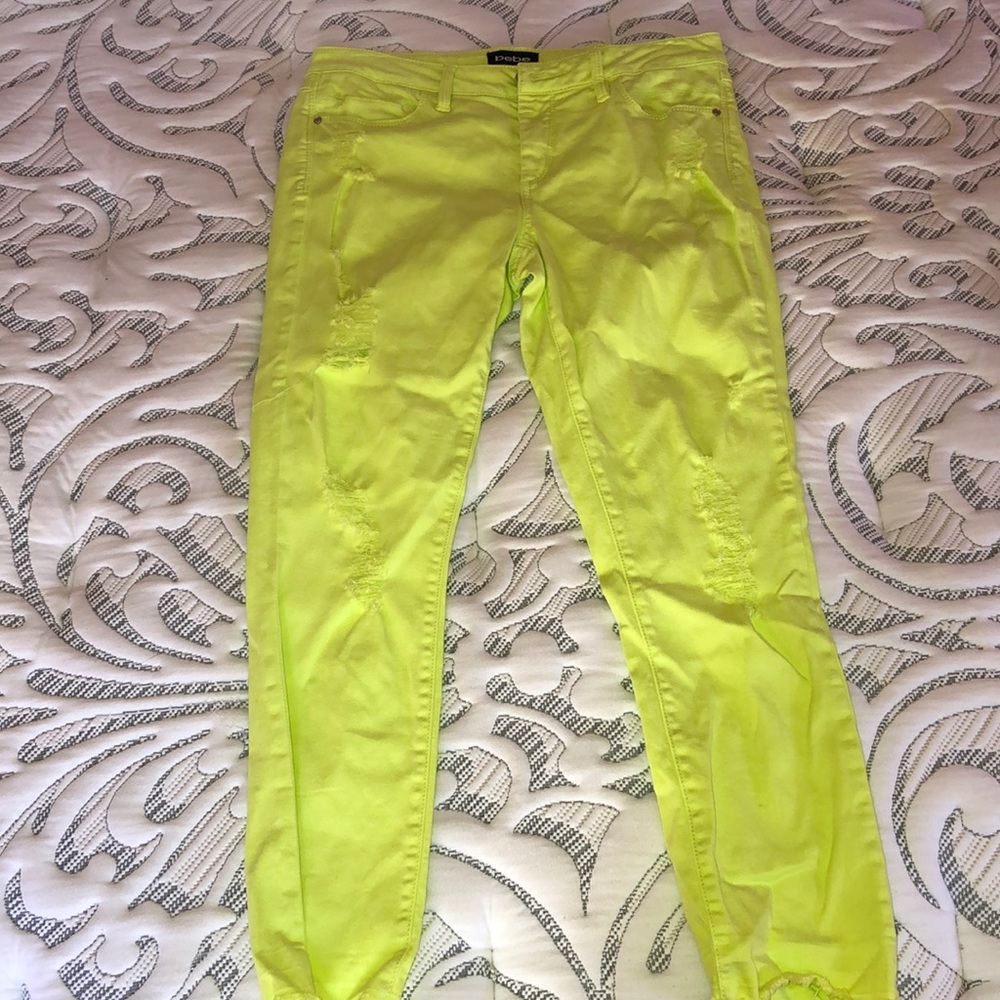 Bebe cropped jeans